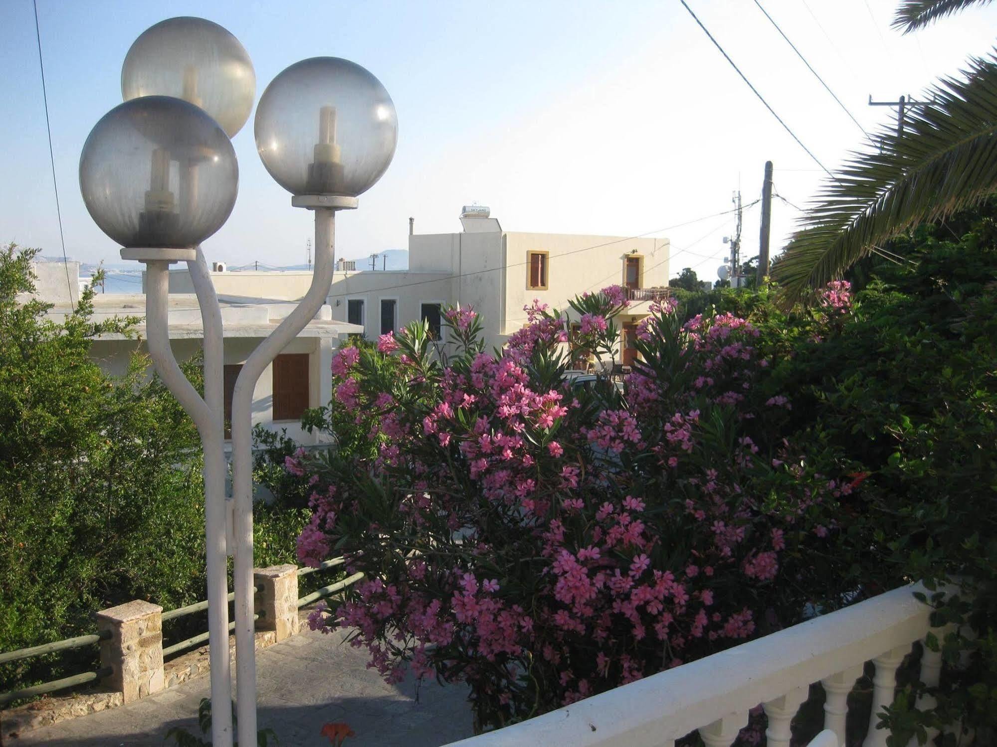 Porfyris Hotel Mandrákion Dış mekan fotoğraf