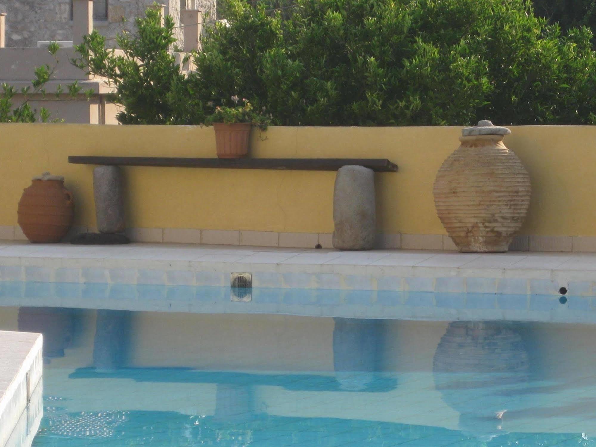 Porfyris Hotel Mandrákion Dış mekan fotoğraf